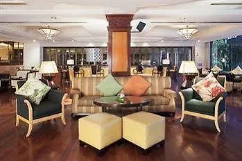 ホテルCrowne Plaza Mutiara クアラルンプール