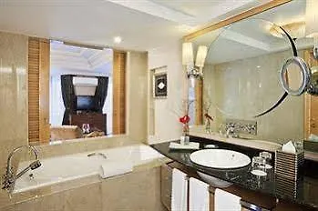 ホテルCrowne Plaza Mutiara クアラルンプール ホテル