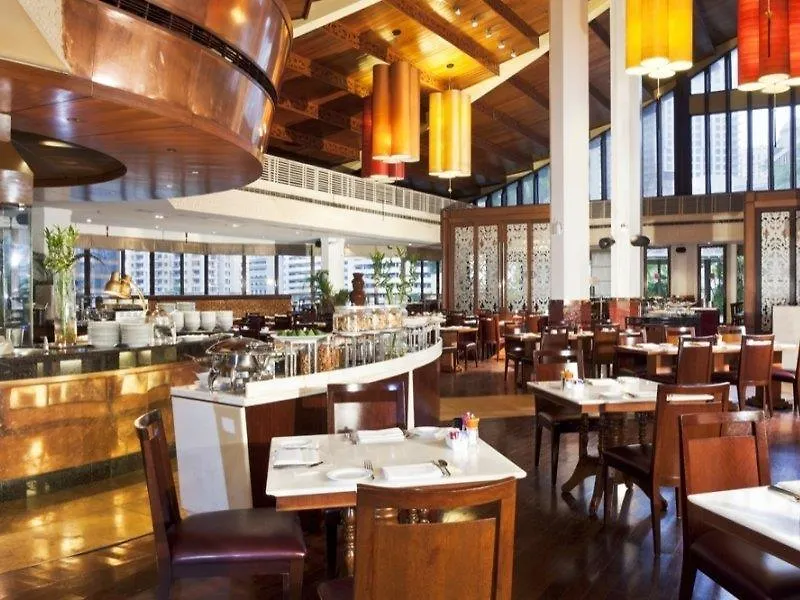 ホテル ホテルCrowne Plaza Mutiara クアラルンプール