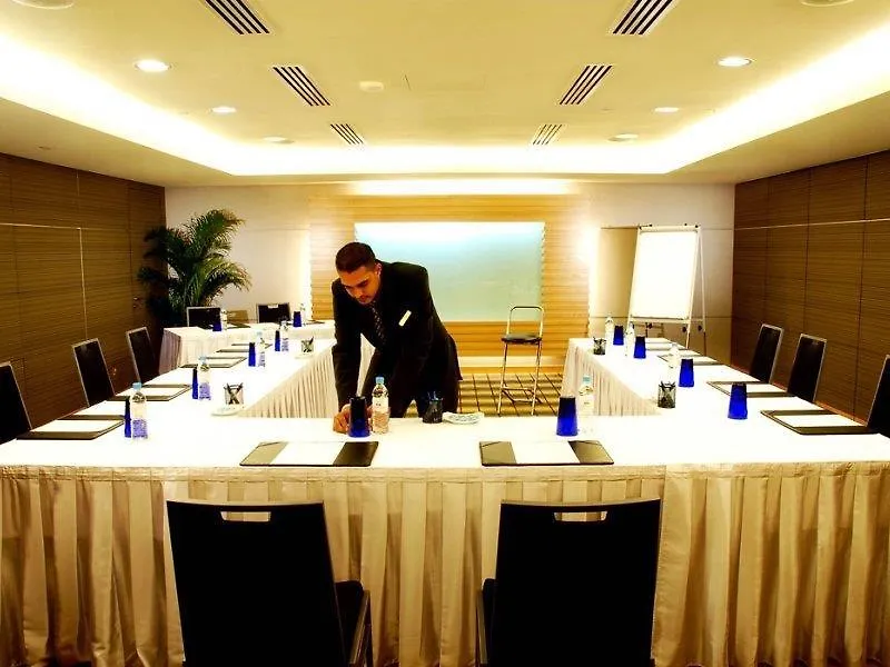 ホテルCrowne Plaza Mutiara クアラルンプール